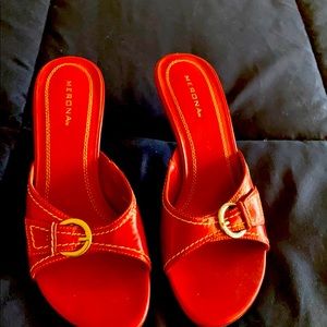 Cute dress heals for dress, jeans, or shorts